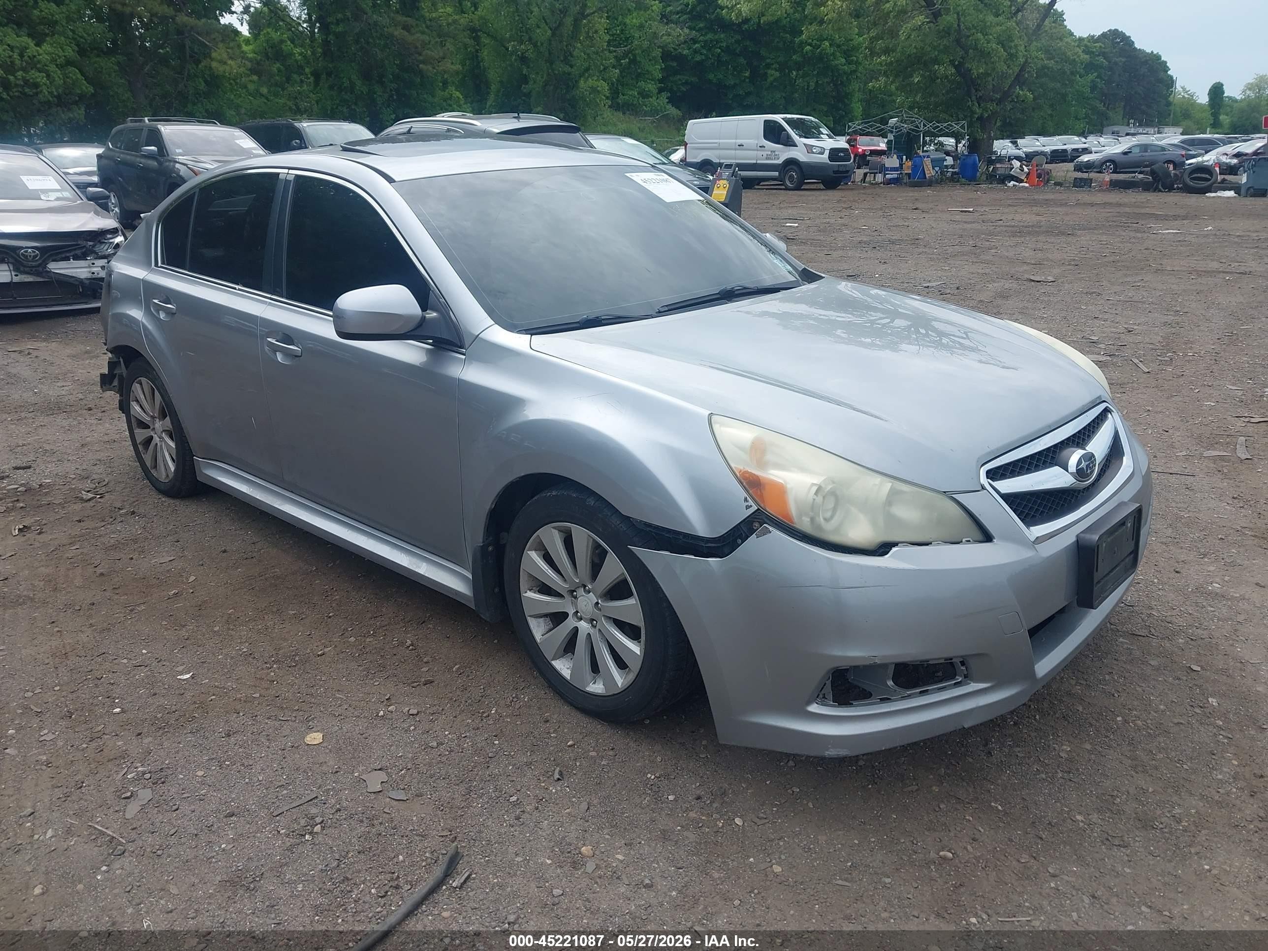 2010 Subaru Legacy 3.6r Limited Серебряный vin: 4S3BMDK67A2240965