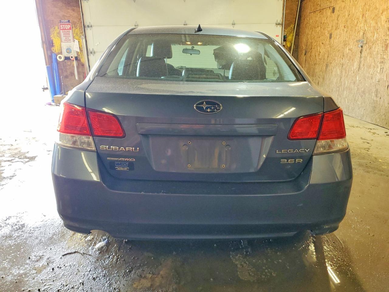 2013 Subaru Legacy 3.6r Limited Blue vin: 4S3BMDK69D2010431