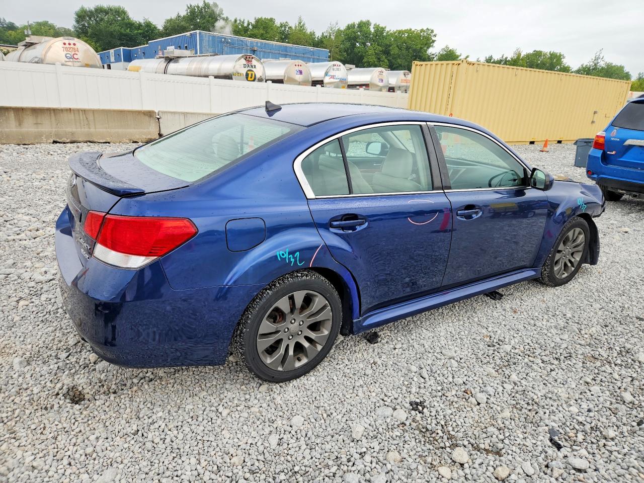 2011 Subaru Legacy 3.6r Limited Blue vin: 4S3BMDL60B2229998