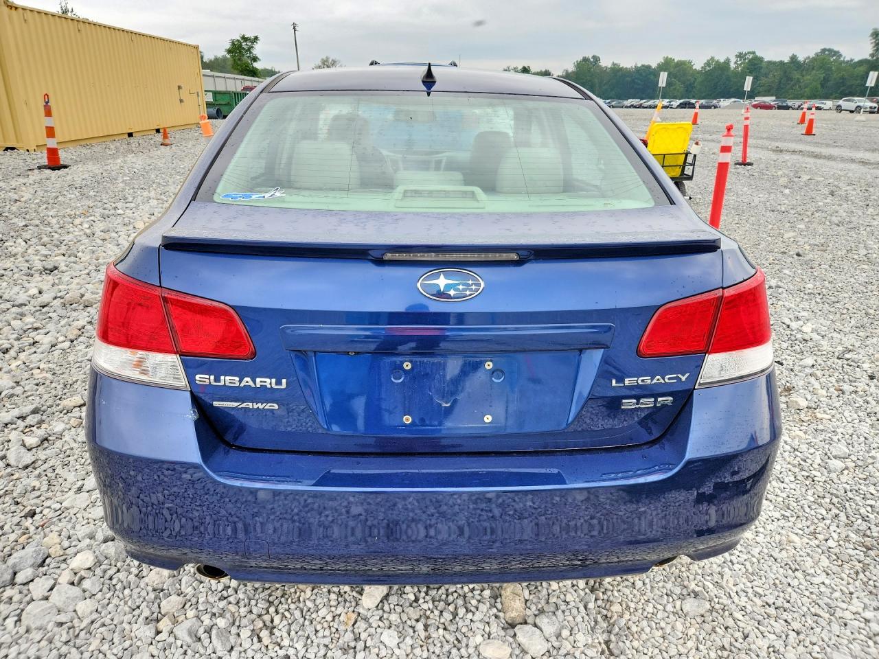 2011 Subaru Legacy 3.6r Limited Blue vin: 4S3BMDL60B2229998