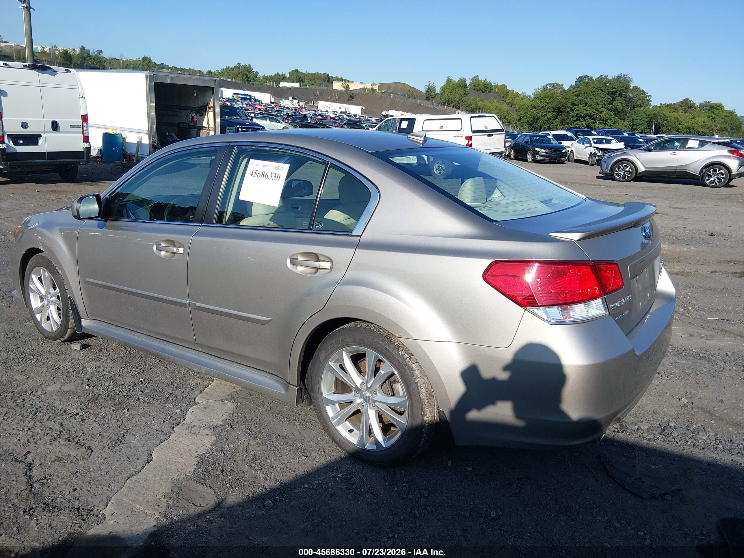 2014 Subaru Legacy 3.6r Limited Gold vin: 4S3BMDL61E2013940