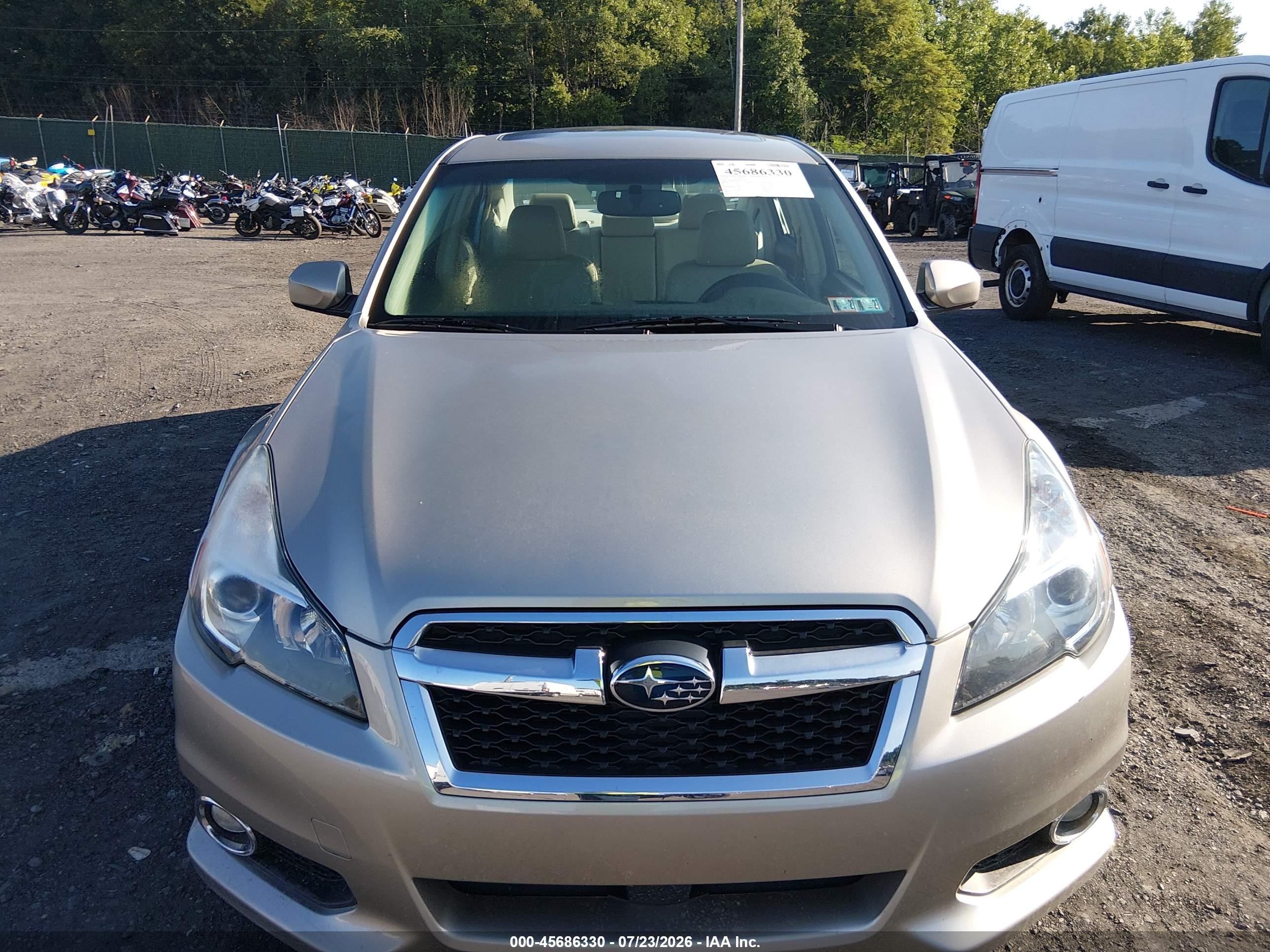2014 Subaru Legacy 3.6r Limited Gold vin: 4S3BMDL61E2013940