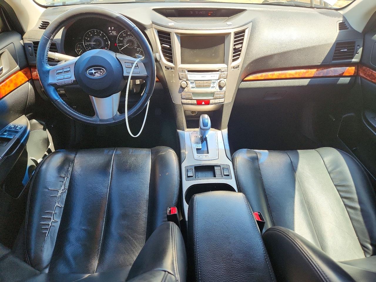 2010 Subaru Legacy 3.6r Limited Silver vin: 4S3BMDL62A2225157
