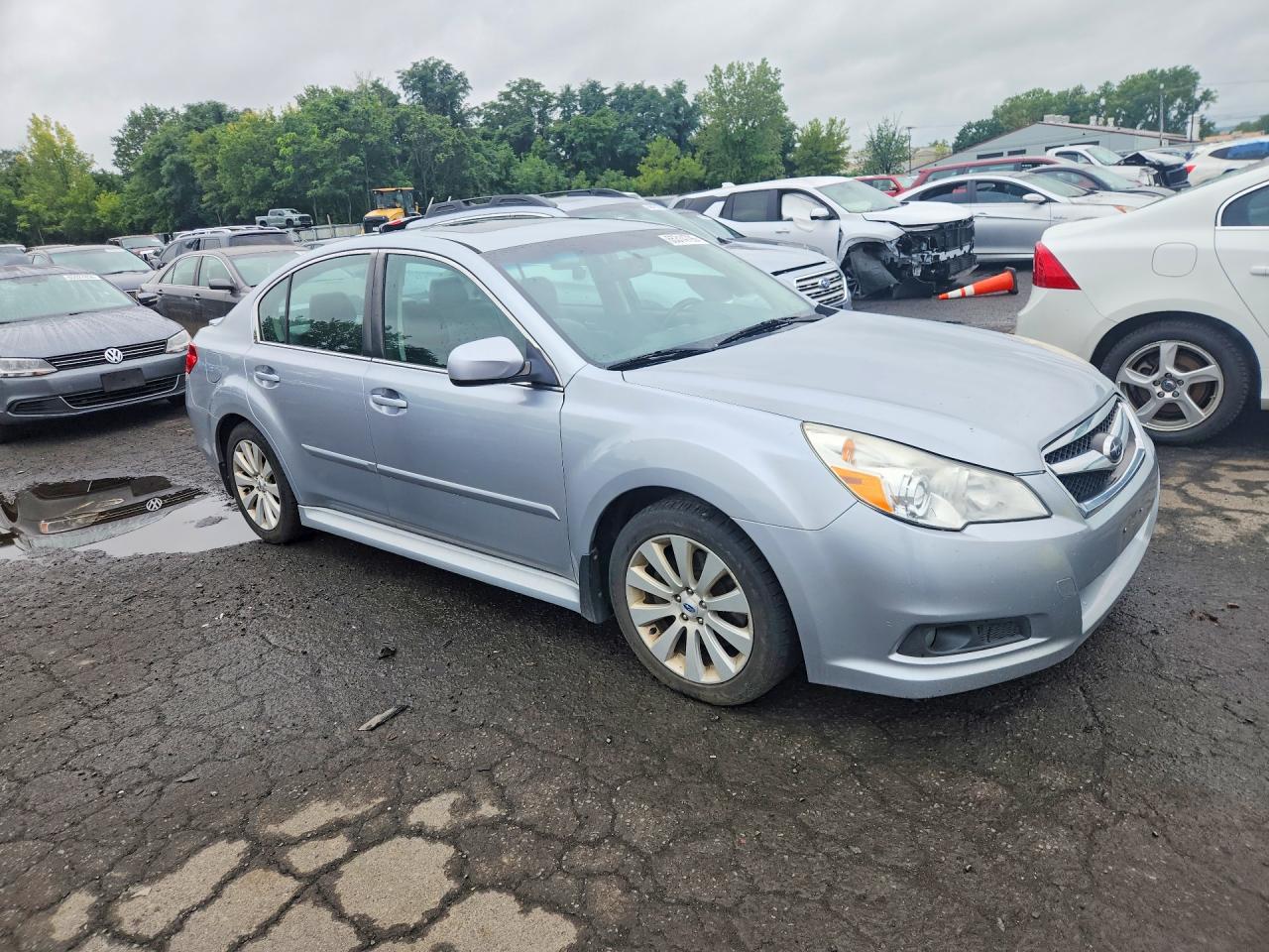 2012 Subaru Legacy 3.6r Limited Silver vin: 4S3BMDL62C2038455