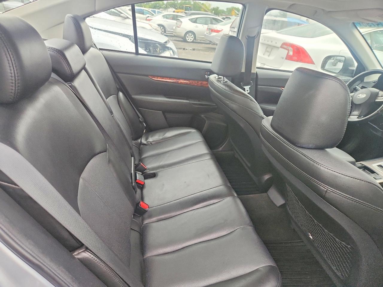 2012 Subaru Legacy 3.6r Limited Silver vin: 4S3BMDL62C2038455
