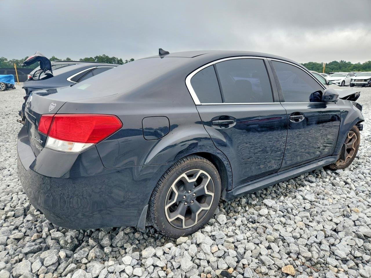 2011 Subaru Legacy 3.6r Limited Black vin: 4S3BMDL66B2228693