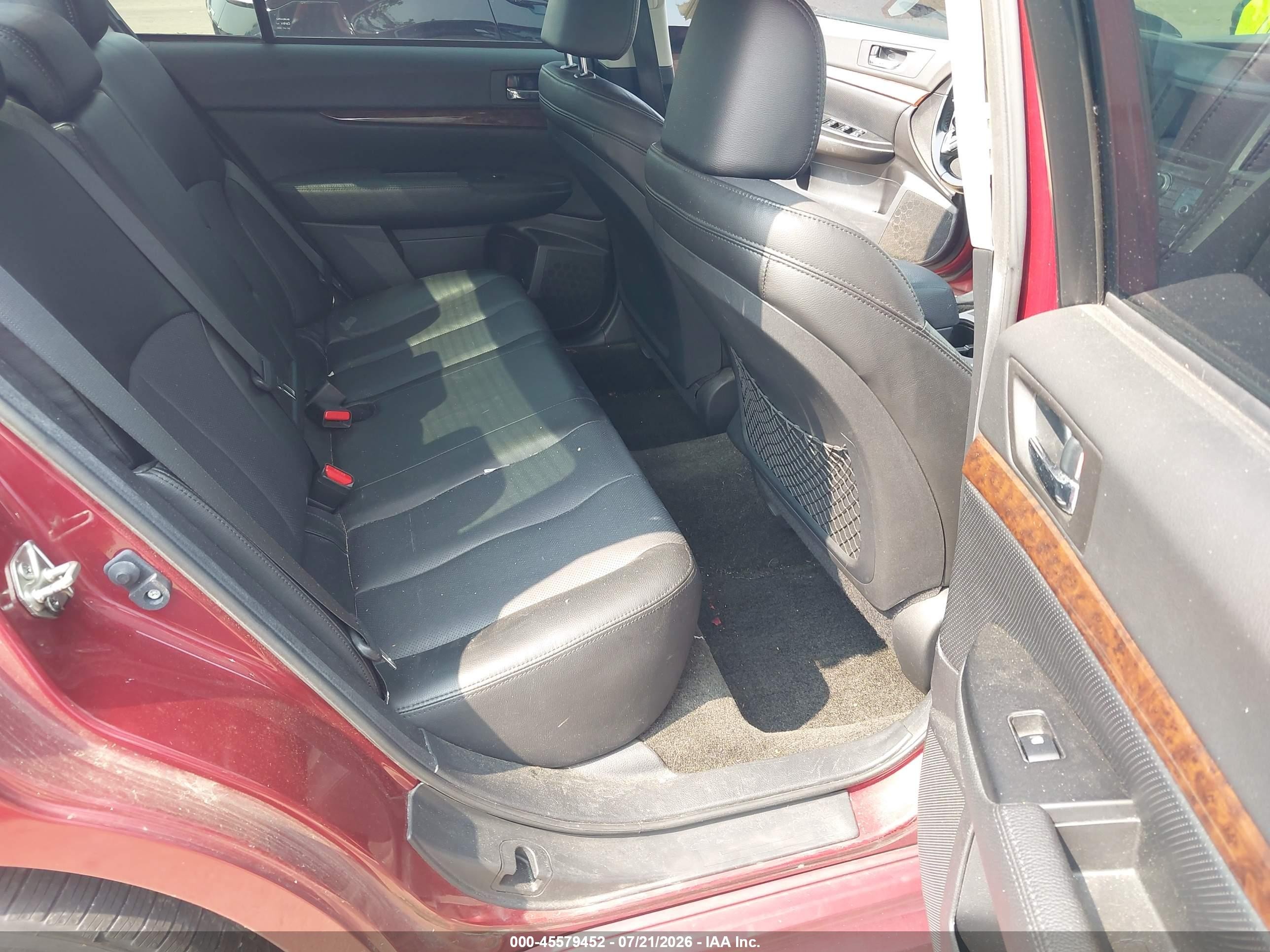2013 Subaru Legacy 3.6r Limited Красный vin: 4S3BMDL66D2028156