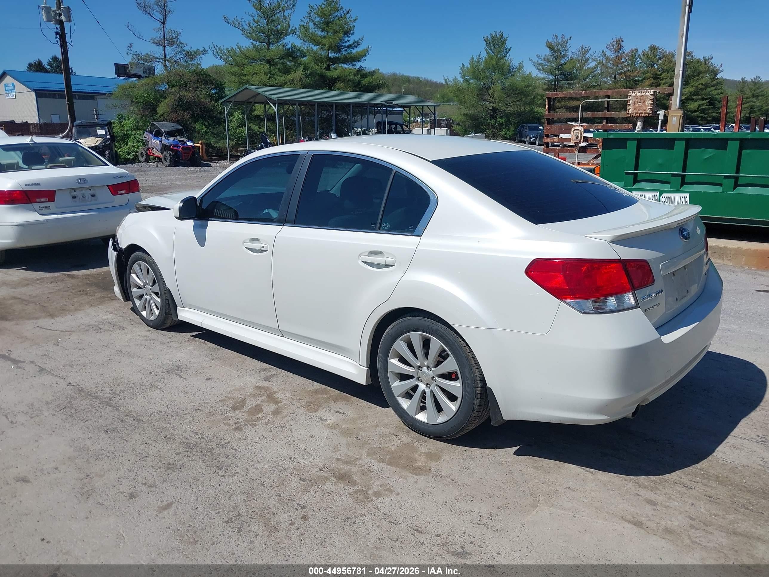 2010 Subaru Legacy 3.6r Limited White vin: 4S3BMDL67A2225896