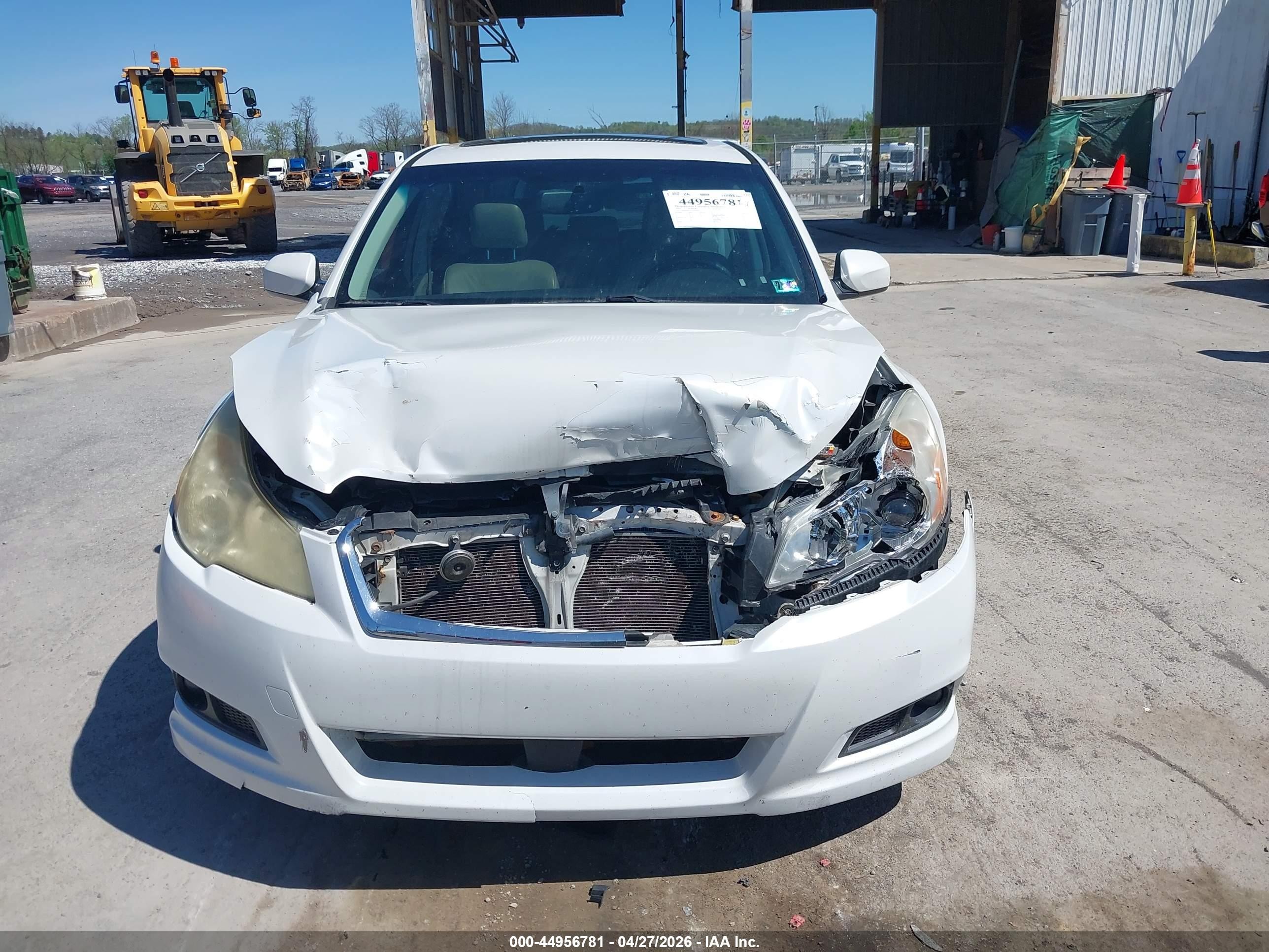 2010 Subaru Legacy 3.6r Limited White vin: 4S3BMDL67A2225896