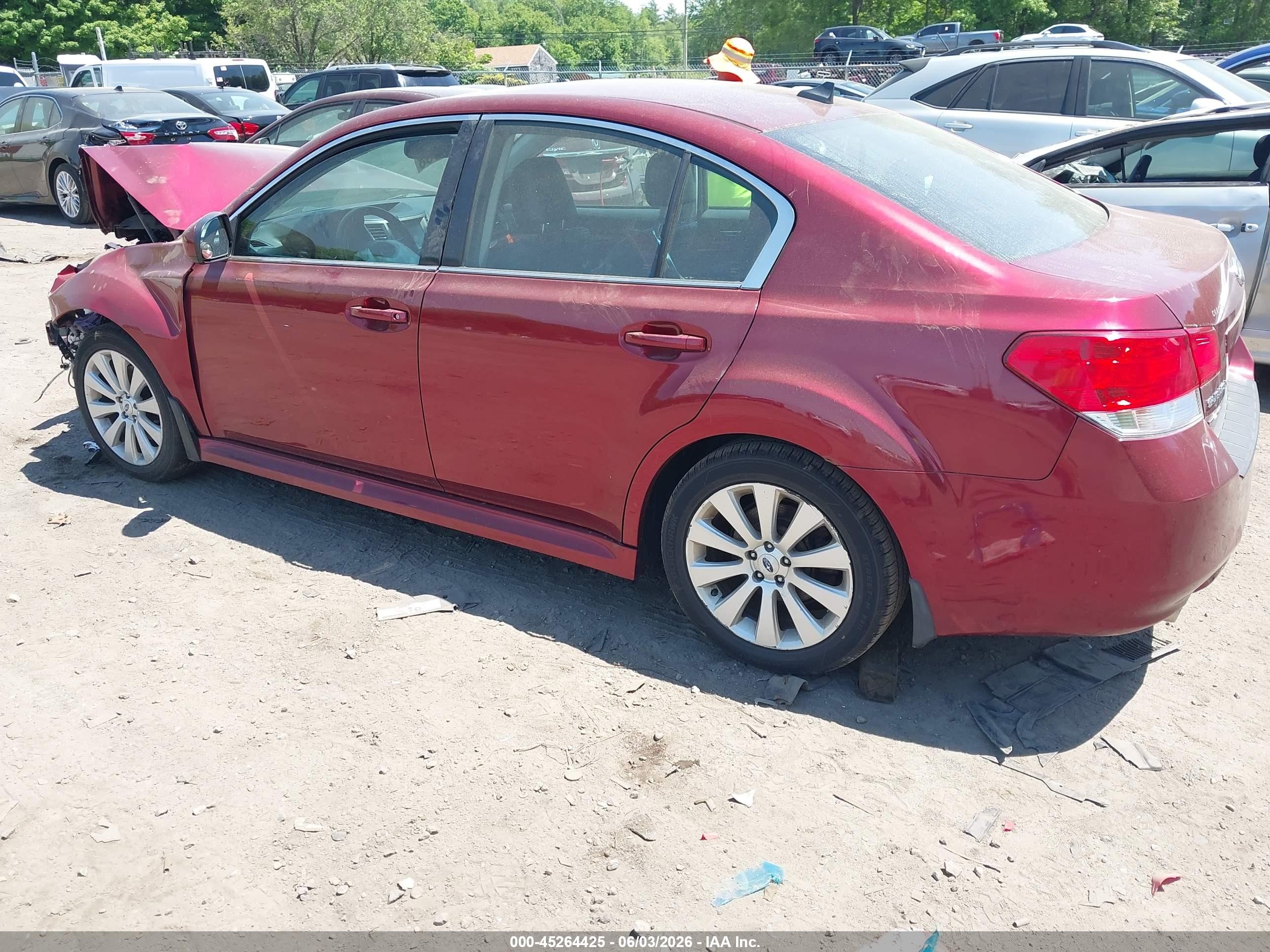 2011 Subaru Legacy 3.6r Limited Red vin: 4S3BMDL68B2260237