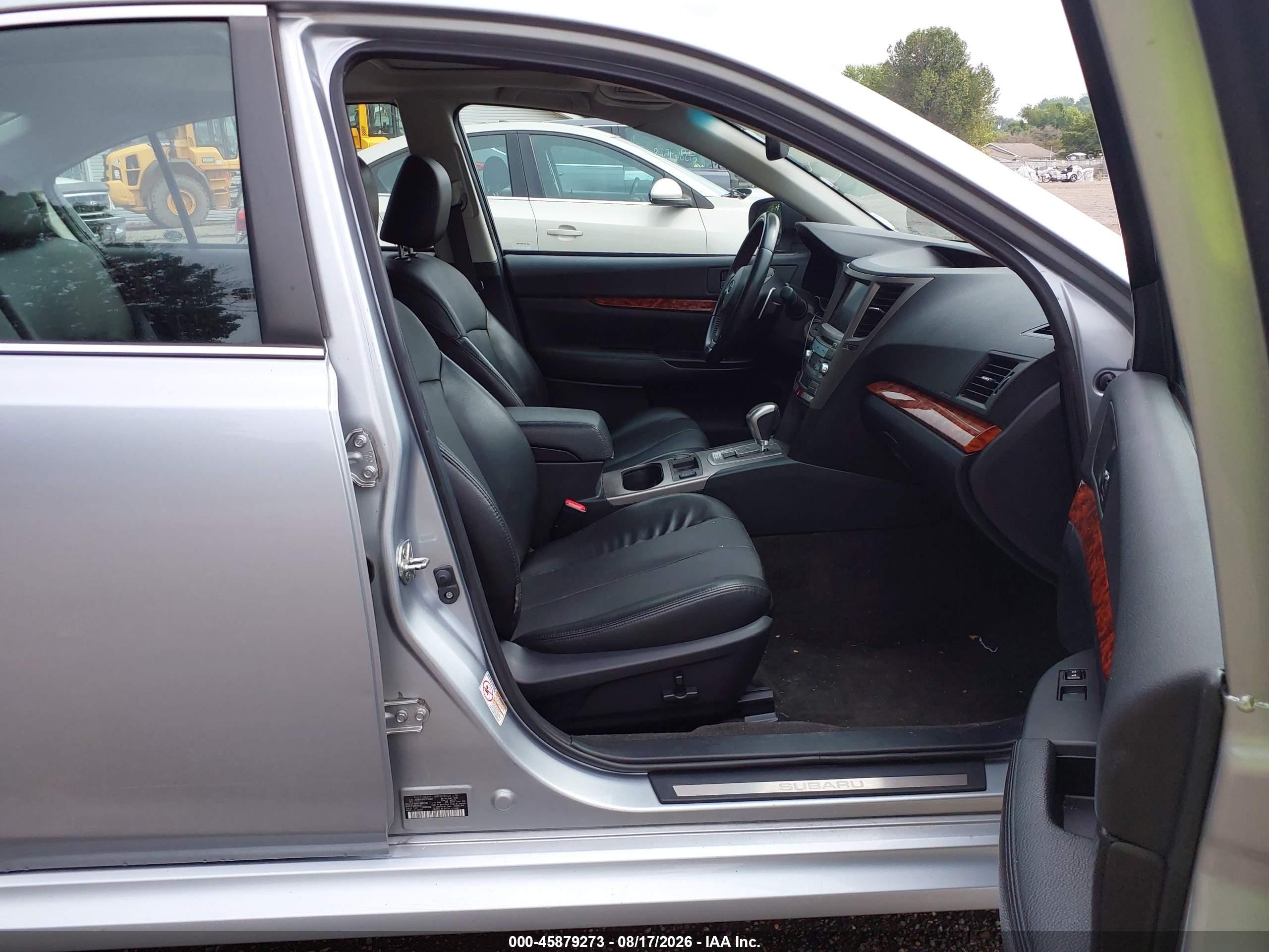 2012 Subaru Legacy 3.6r Limited Серебряный vin: 4S3BMDL68C2018467