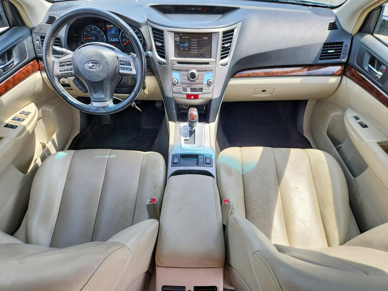 2014 Subaru Legacy 3.6r Limited Золотой vin: 4S3BMDN60E2023730