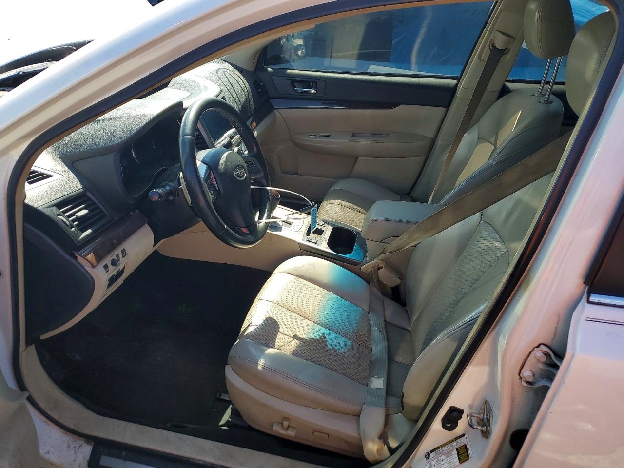 2013 Subaru Legacy 3.6r Limited White vin: 4S3BMDP60D2041110