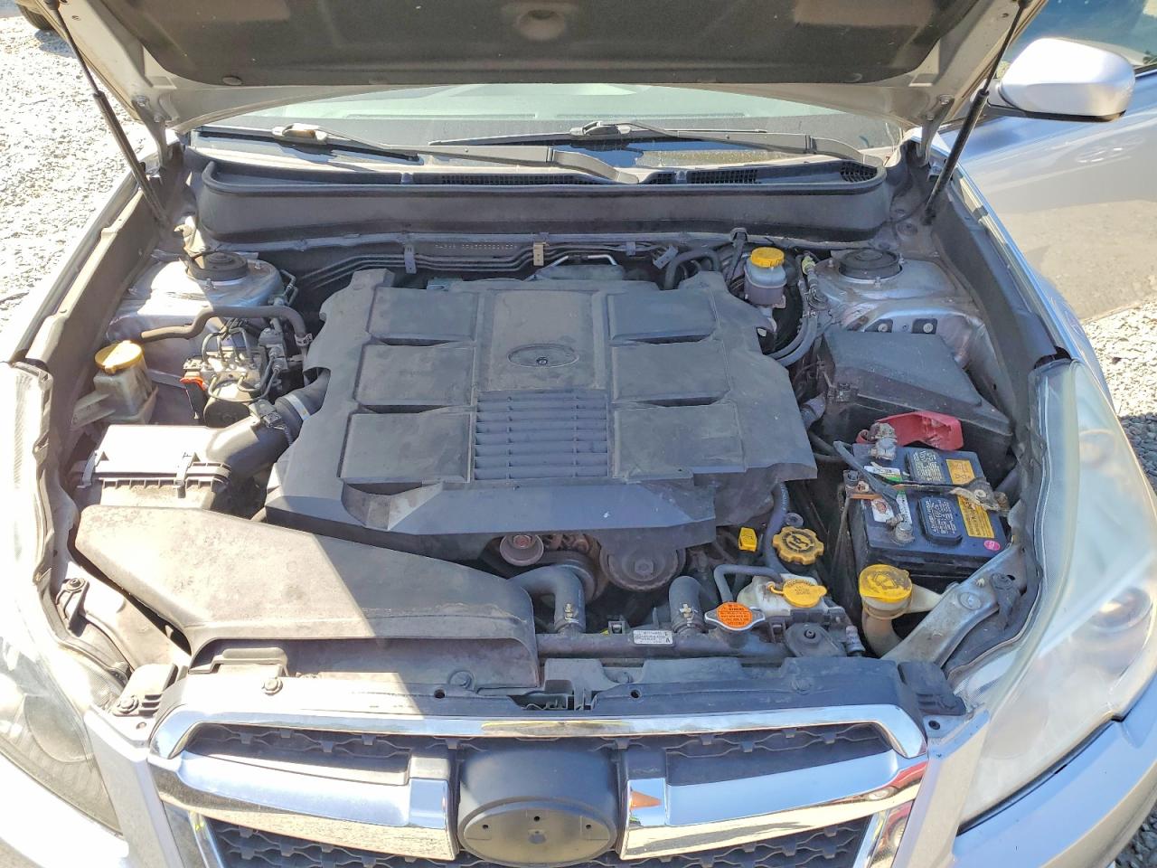 2013 Subaru Legacy 3.6r Limited Silver vin: 4S3BMDP63D2020655