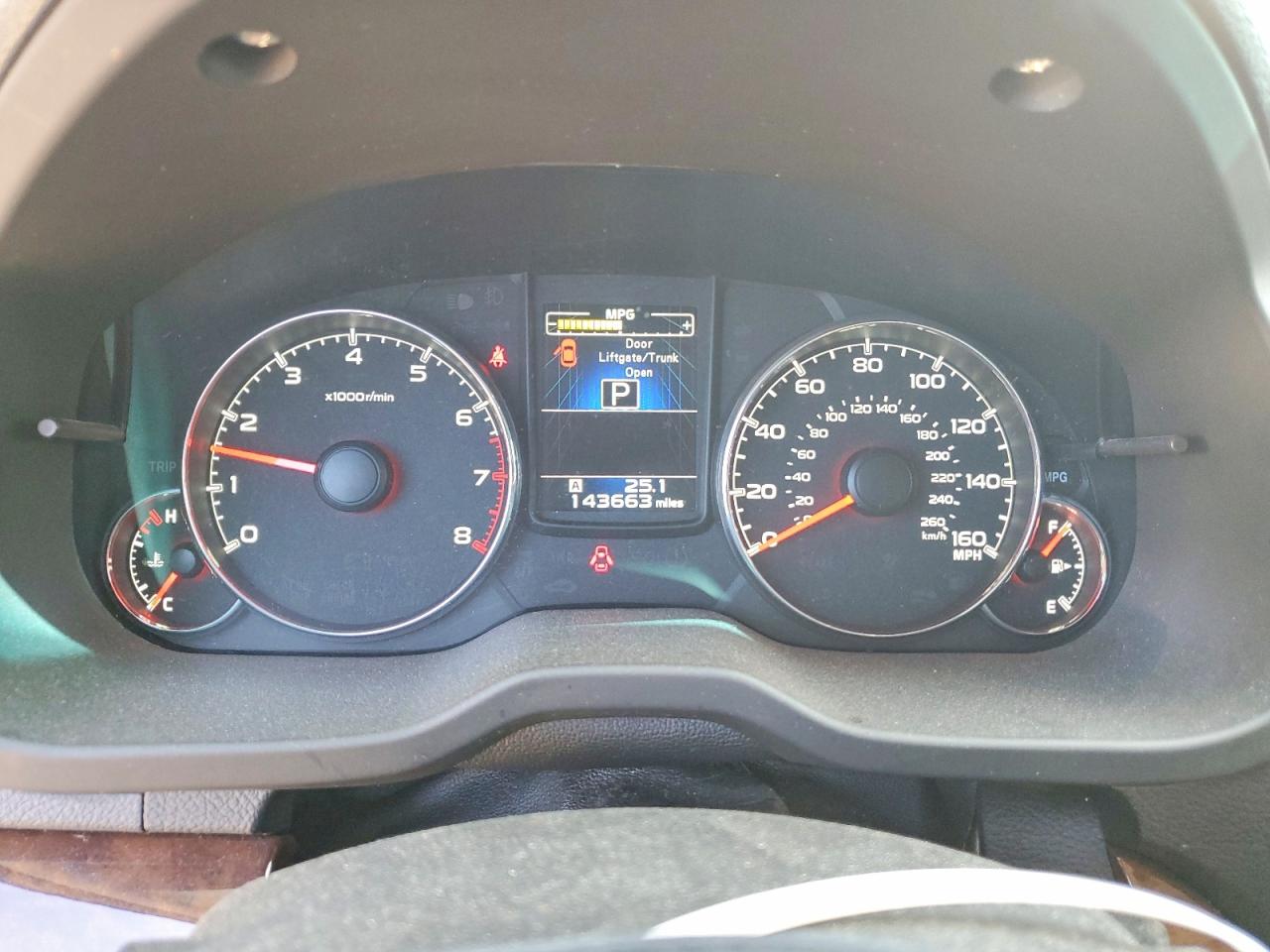 2013 Subaru Legacy 3.6r Limited Silver vin: 4S3BMDP63D2020655