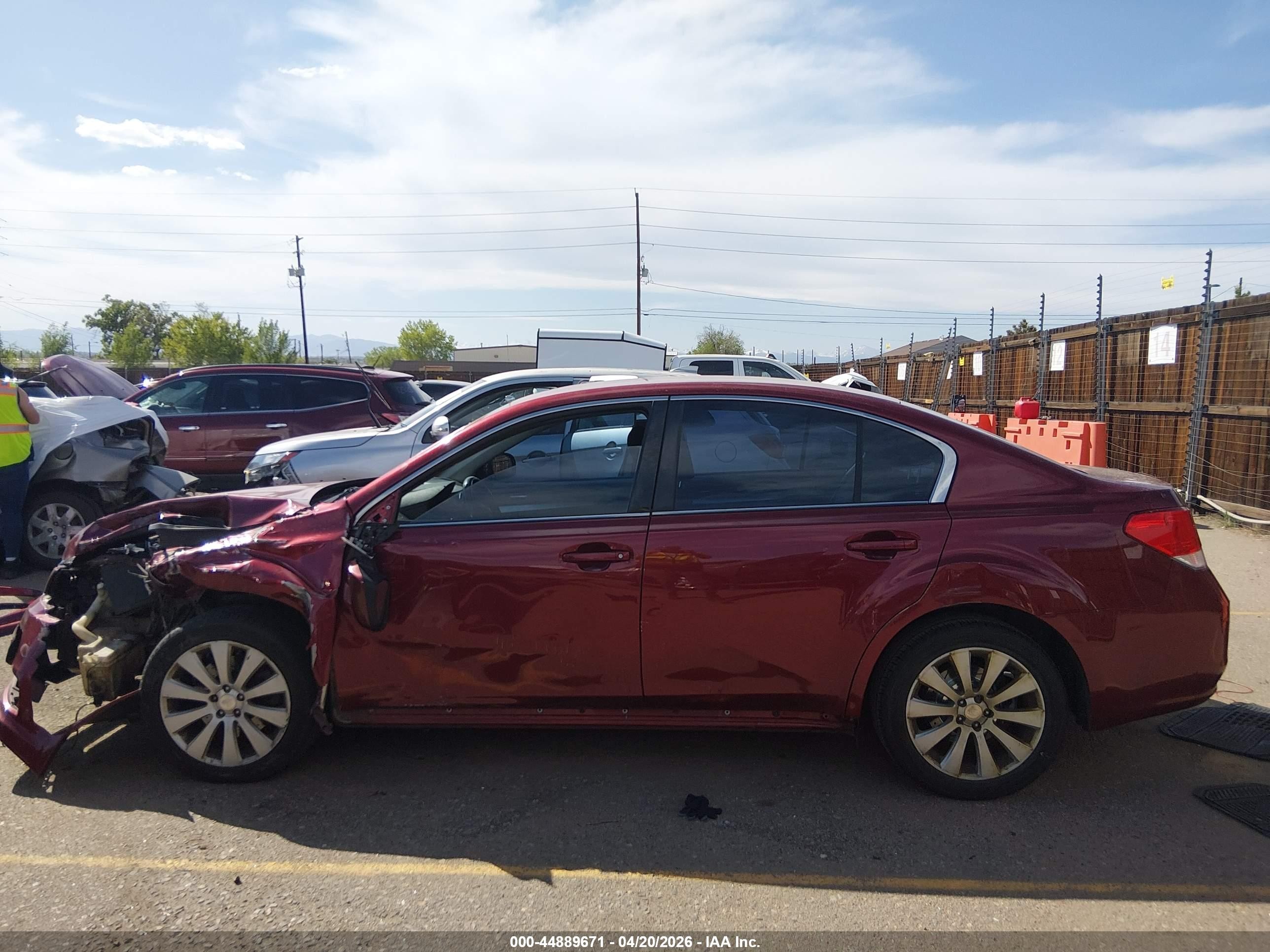 2011 Subaru Legacy 3.6r Premium Red vin: 4S3BMEC65B2242770
