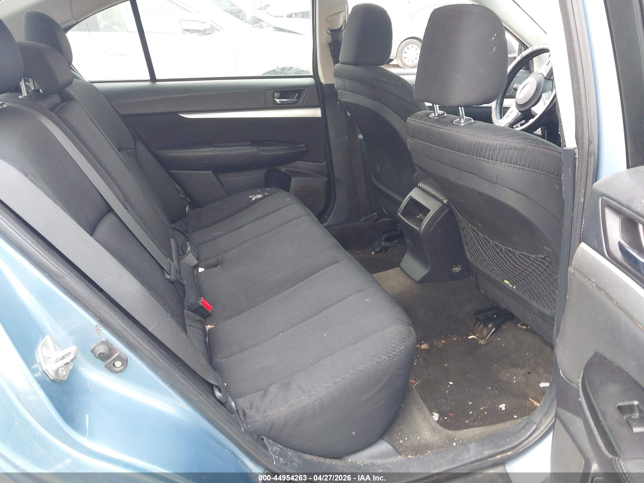 2010 Subaru Legacy 3.6r Premium Blue vin: 4S3BMEH66A2232563