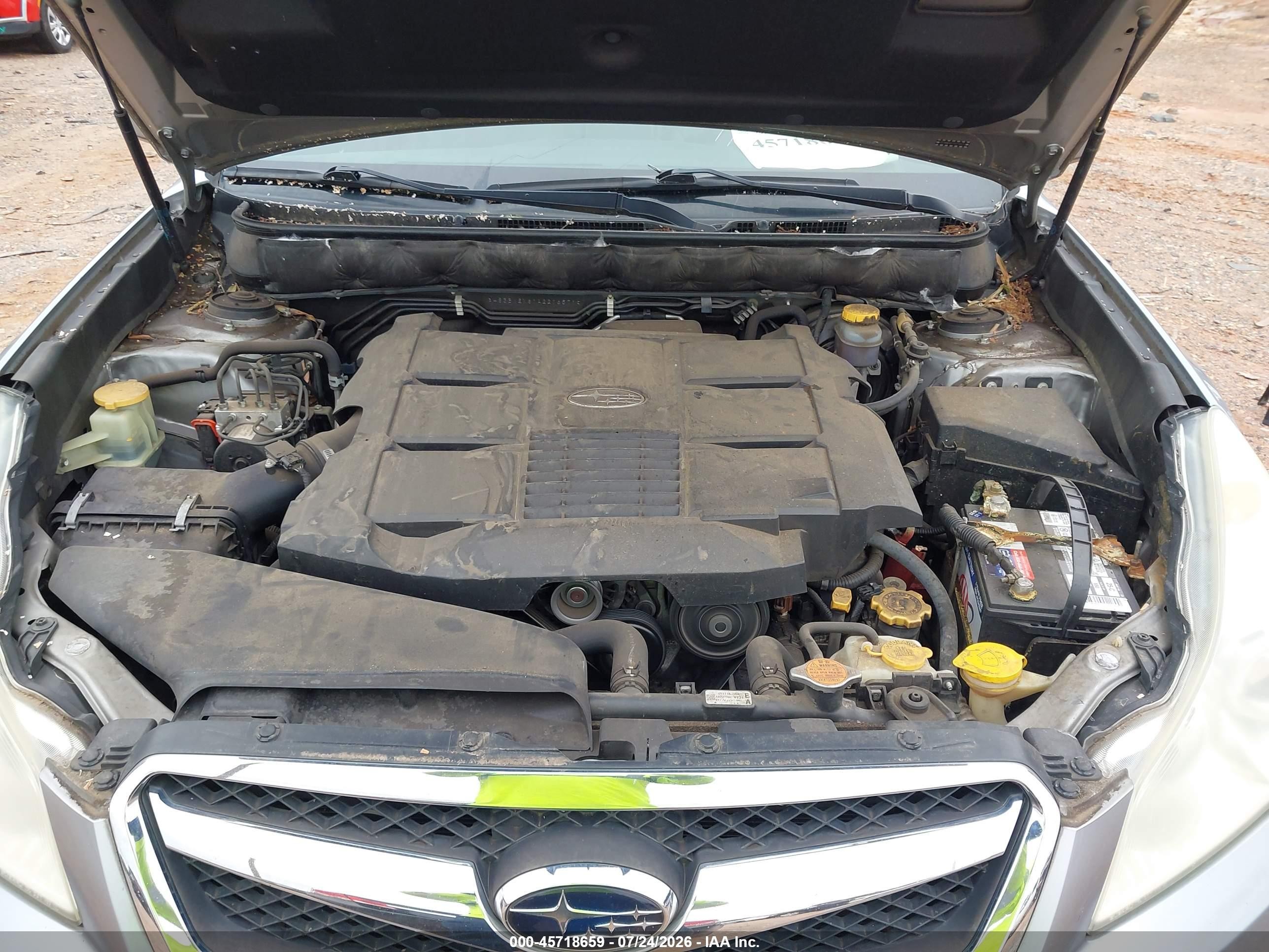 2010 Subaru Legacy 3.6r Limited Silver vin: 4S3BMEK61A2216571