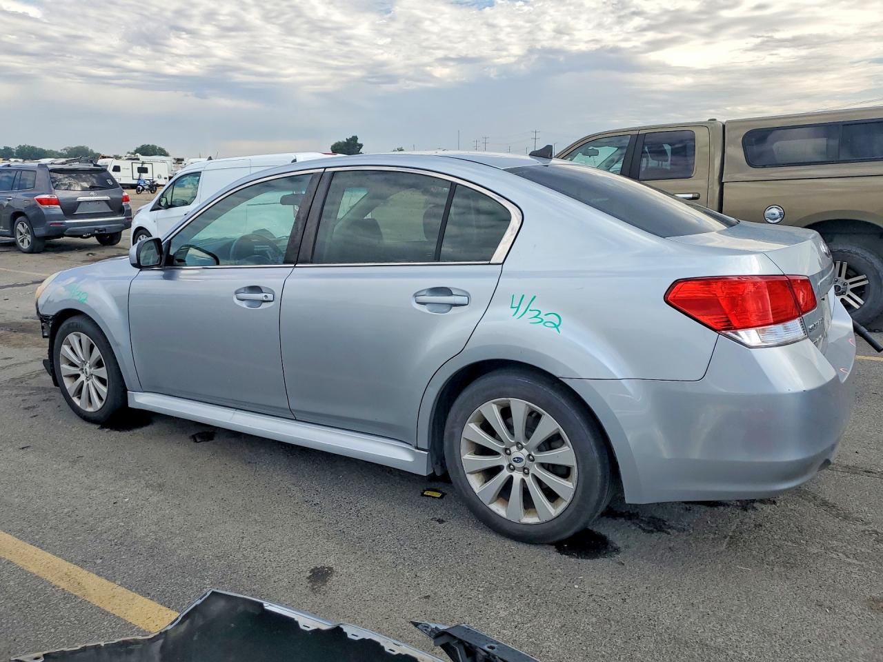 2012 Subaru Legacy 3.6r Limited Серебряный vin: 4S3BMEK66C2014733