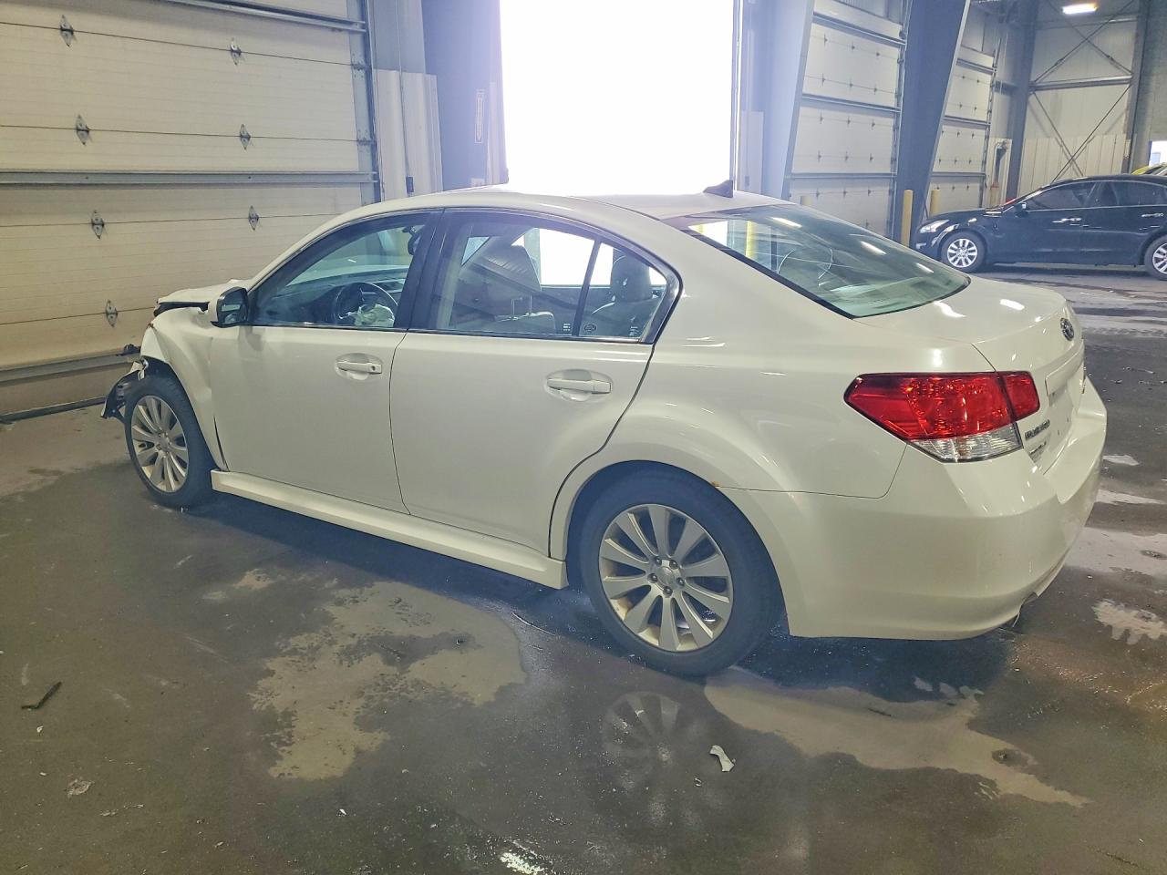 2011 Subaru Legacy 3.6r Limited White vin: 4S3BMEK68B2227262