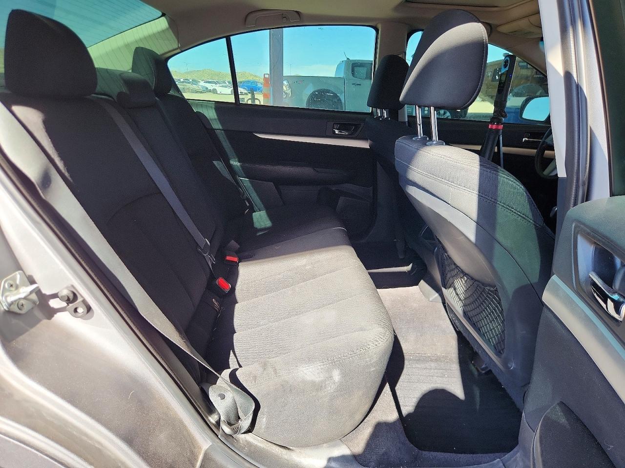 2010 Subaru Legacy 2.5gt Premium Silver vin: 4S3BMFH65A1213451