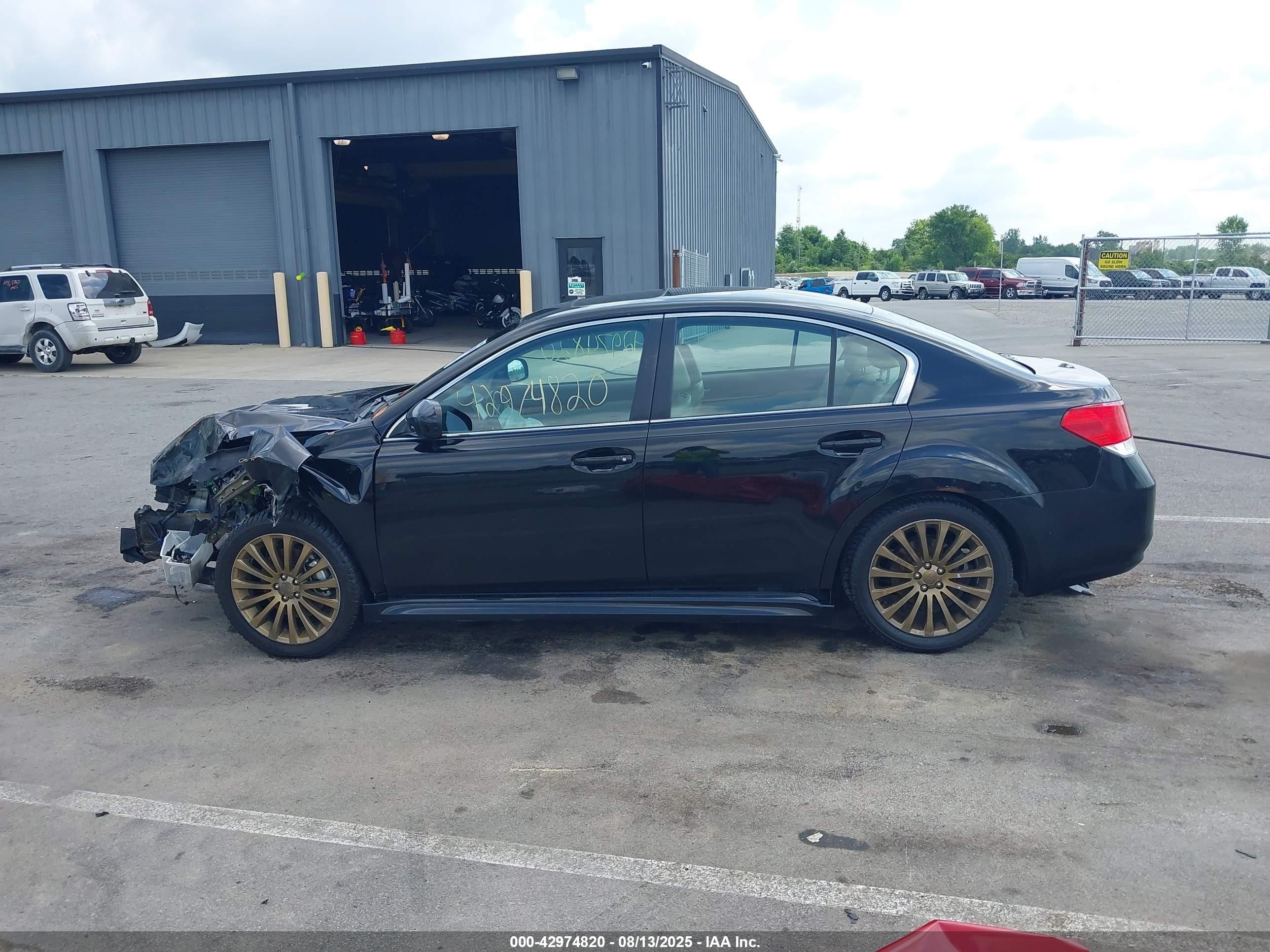 2010 Subaru Legacy 2.5gt Limited Black vin: 4S3BMFL67A1210123