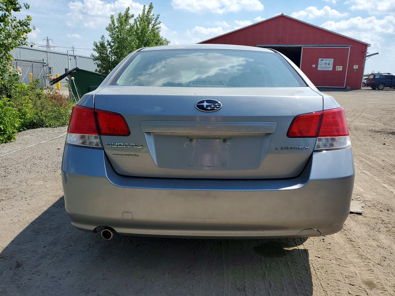 2010 Subaru Legacy 2.5i Silver vin: 4S3BMGA65A3232098