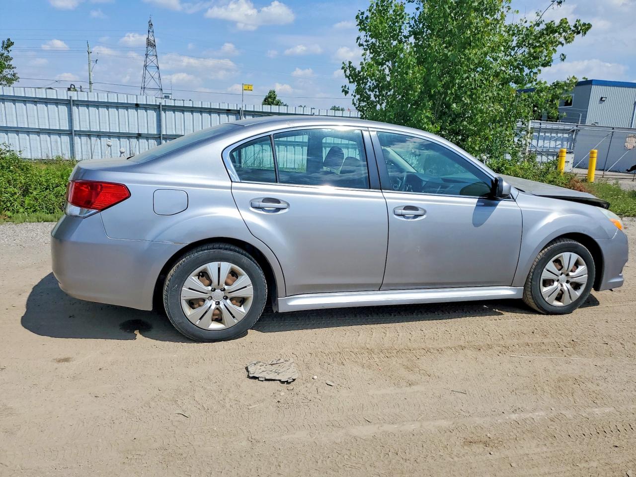 2010 Subaru Legacy 2.5i Silver vin: 4S3BMGA65A3232098