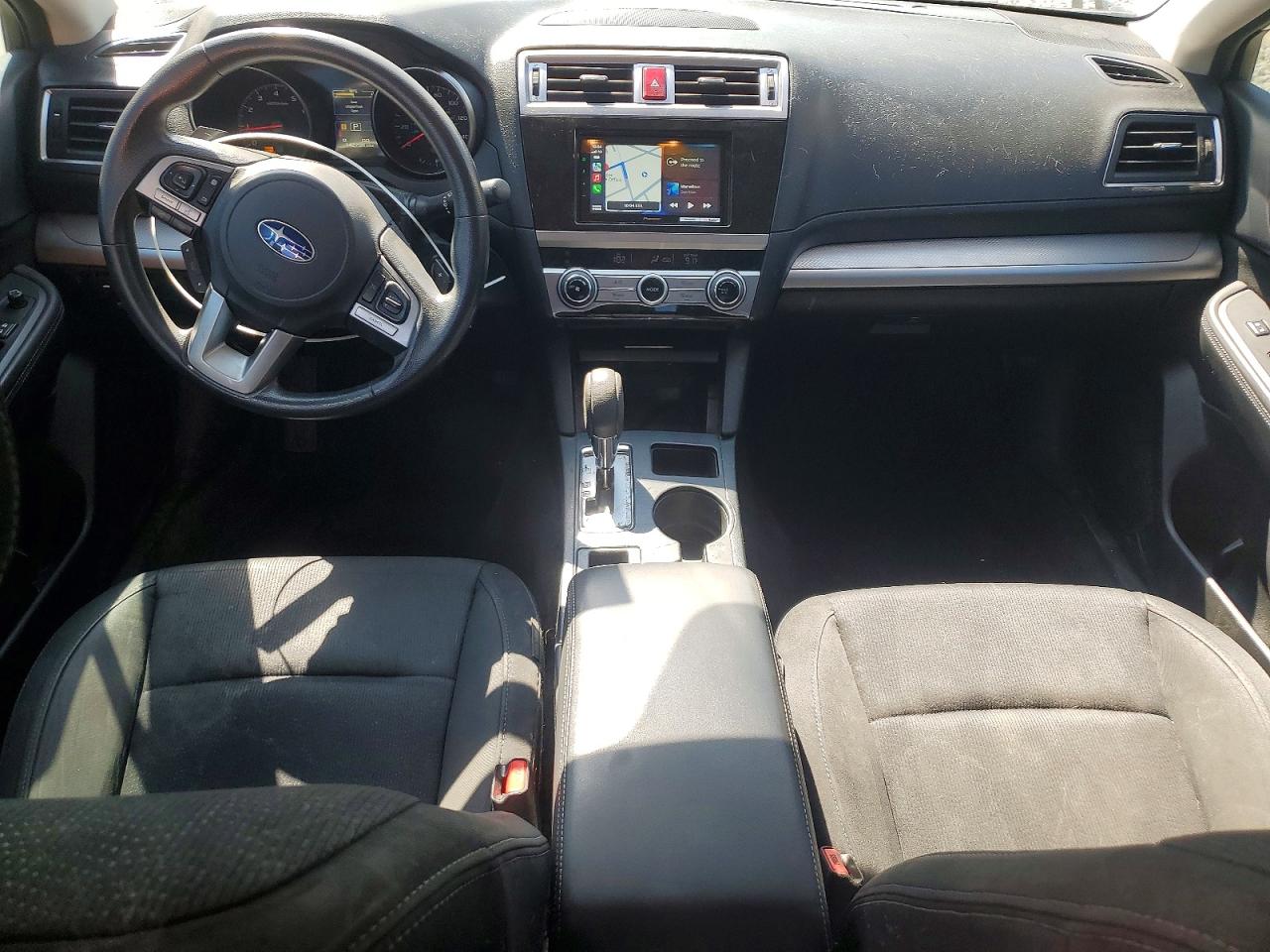 2015 Subaru Legacy 2.5i Белый vin: 4S3BNAA60F3008657