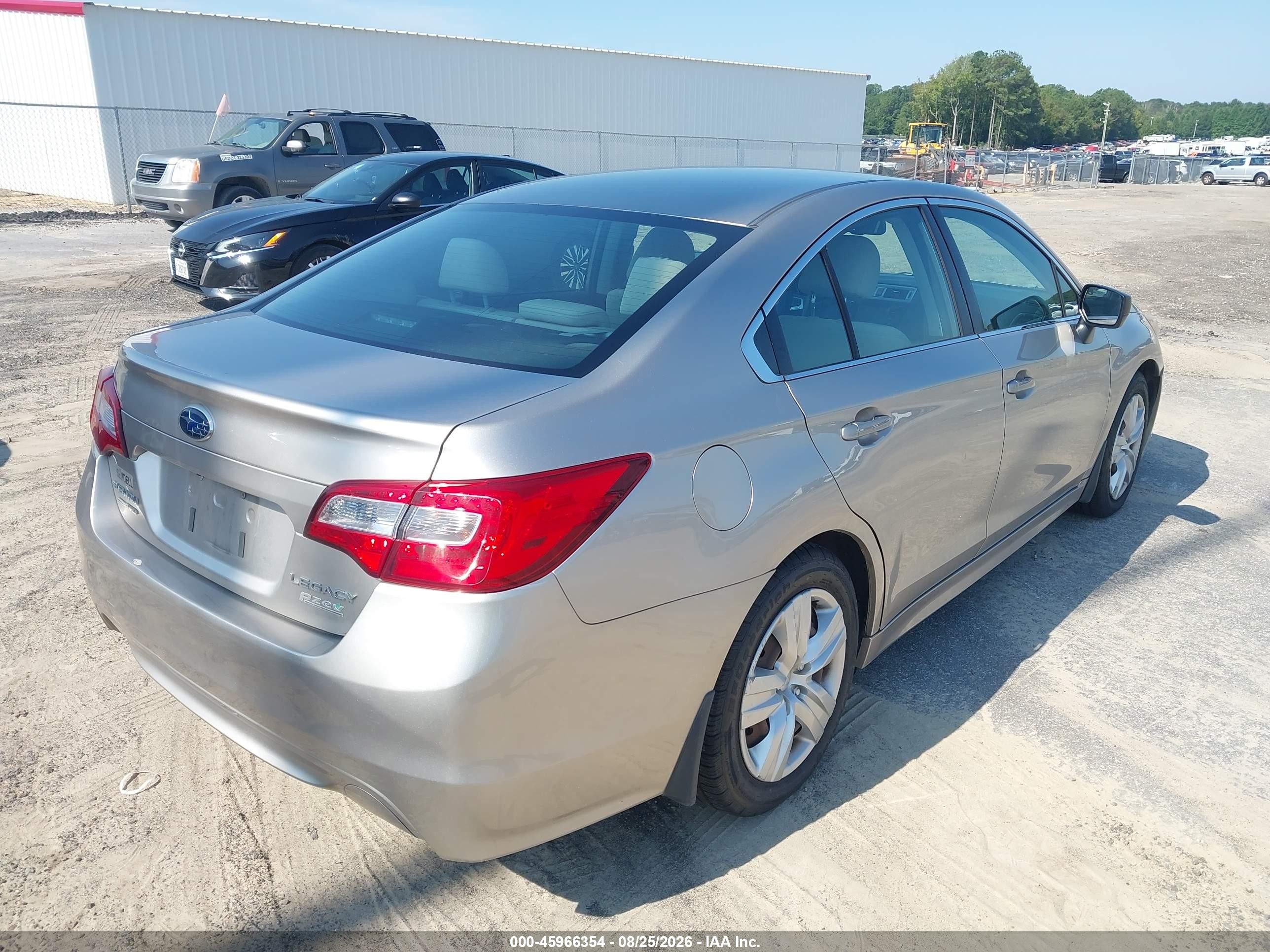 2015 Subaru Legacy 2.5i Silver vin: 4S3BNAA62F3060887