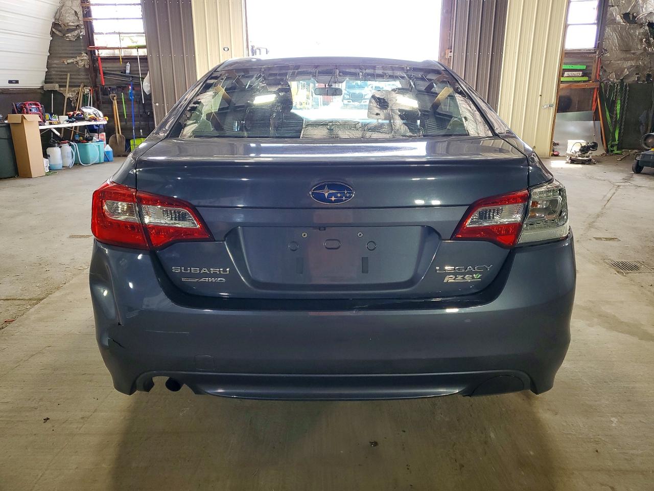 2015 Subaru Legacy 2.5i Gray vin: 4S3BNAA63F3019894