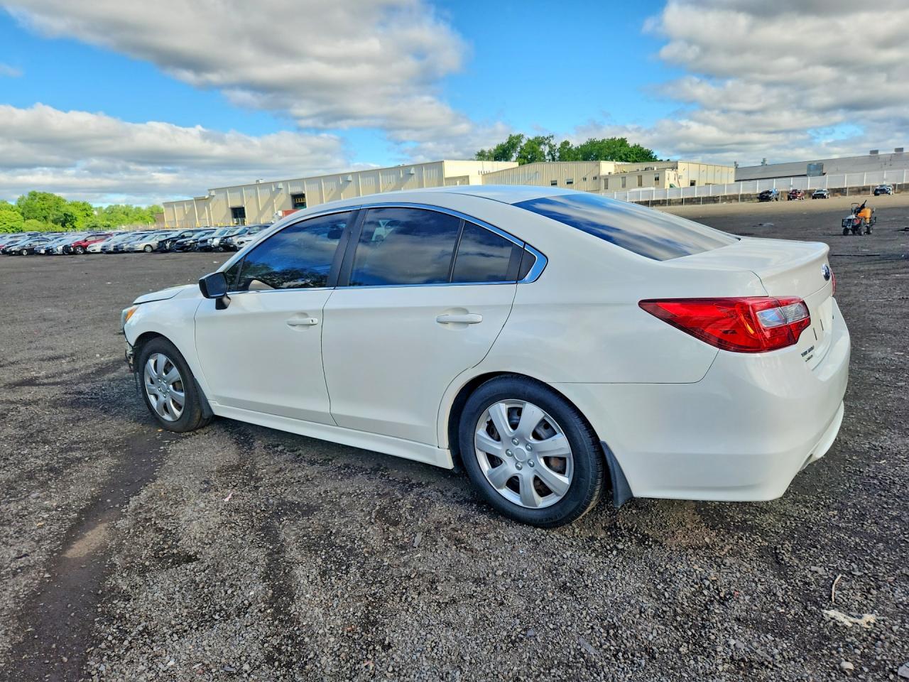 2015 Subaru Legacy 2.5i White vin: 4S3BNAA64F3050880