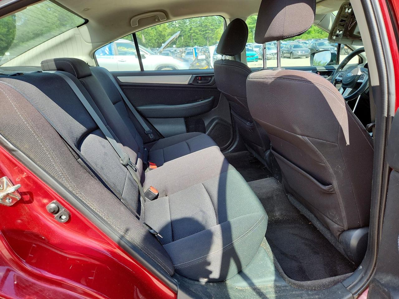 2015 Subaru Legacy 2.5i Красный vin: 4S3BNAA66F3031697