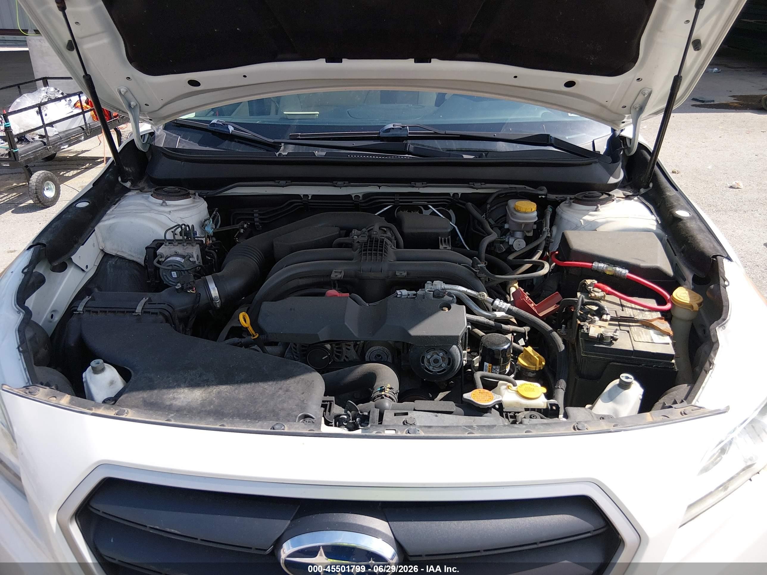2015 Subaru Legacy 2.5i White vin: 4S3BNAA66F3070807