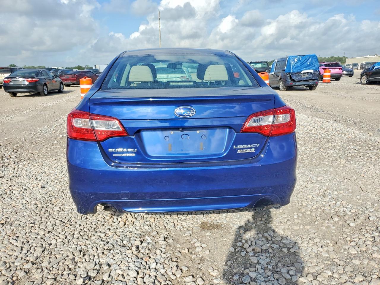2015 Subaru Legacy 2.5i Blue vin: 4S3BNAA67F3033264