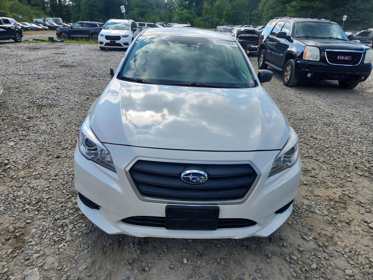 2015 Subaru Legacy 2.5i White vin: 4S3BNAA68F3057332