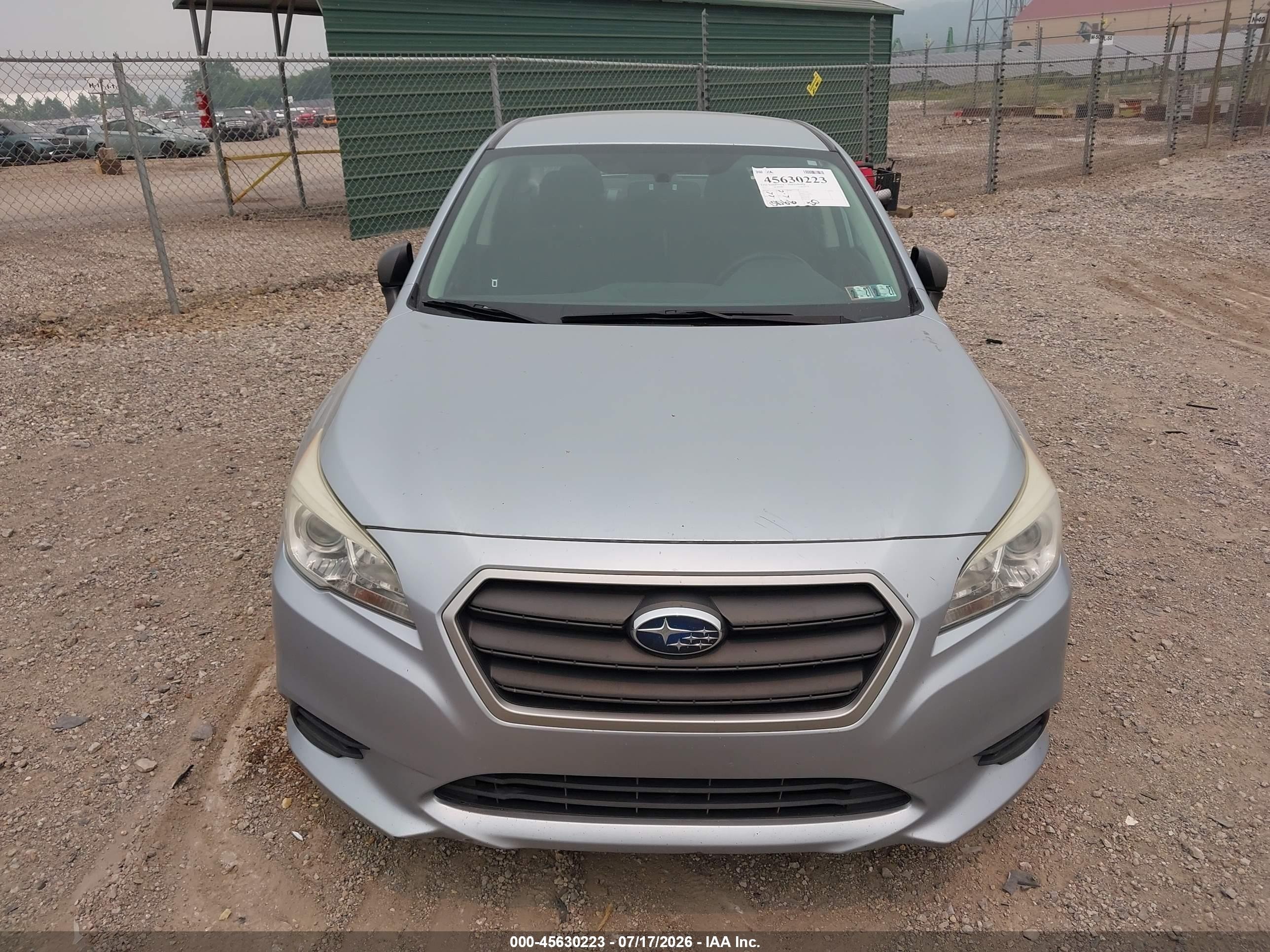 2015 Subaru Legacy 2.5i Silver vin: 4S3BNAA6XF3055484