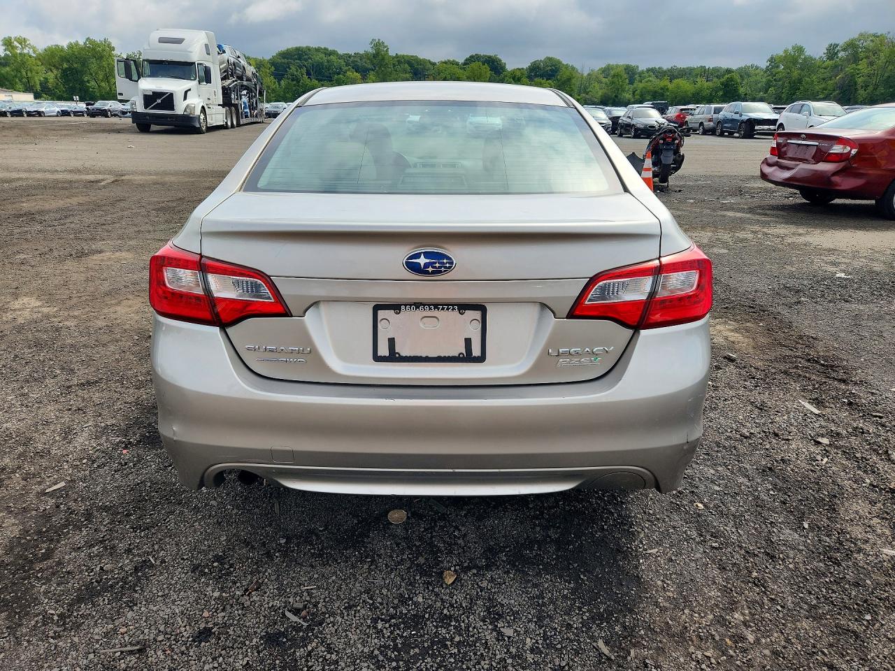 2017 Subaru Legacy 2.5i Beige vin: 4S3BNAB65H3009370