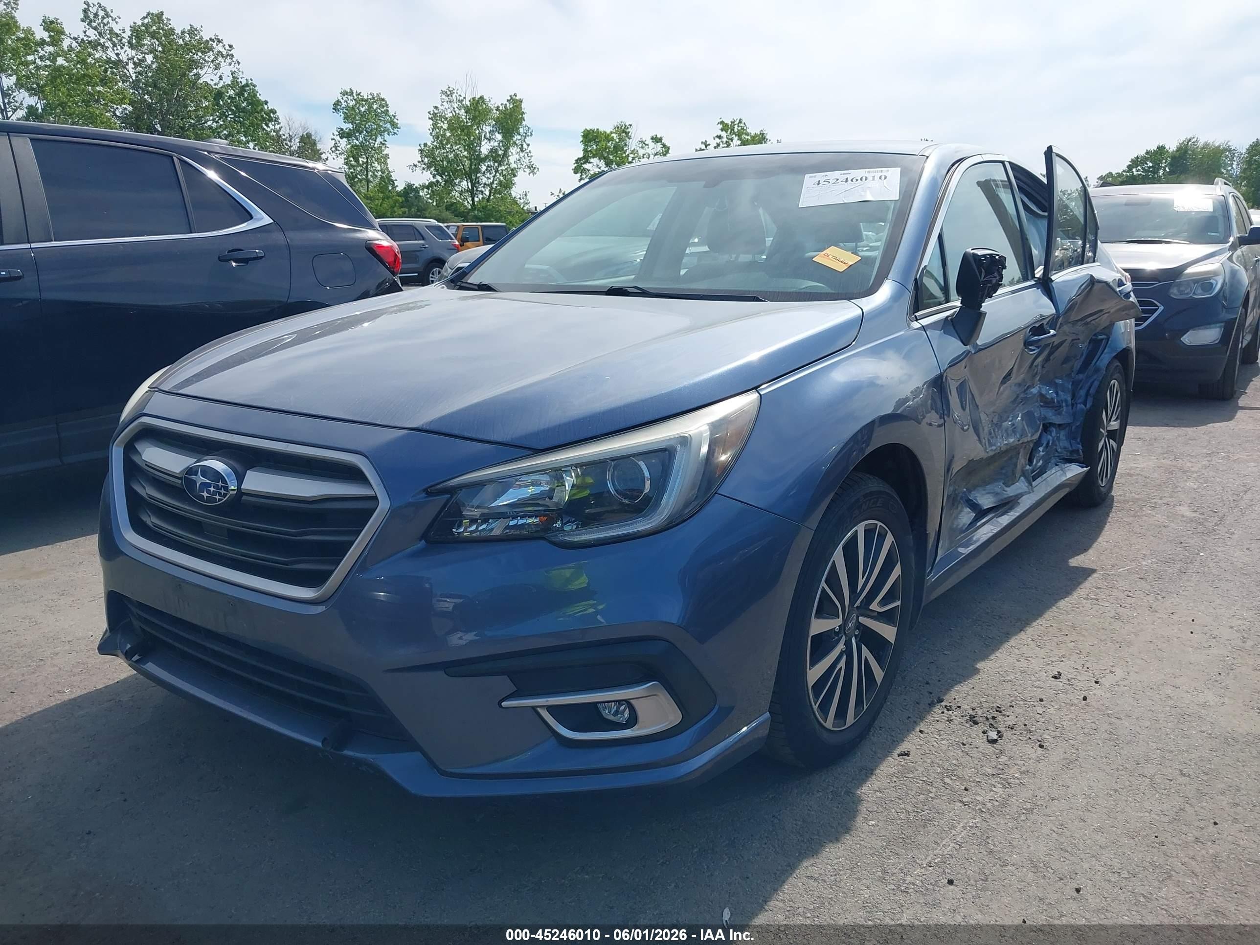 2018 Subaru Legacy 2.5i Gray vin: 4S3BNAB68J3007330