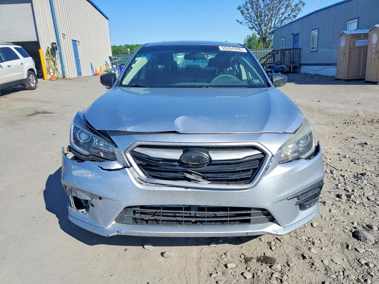 2018 Subaru Legacy 2.5i Серебряный vin: 4S3BNAB6XJ3039230