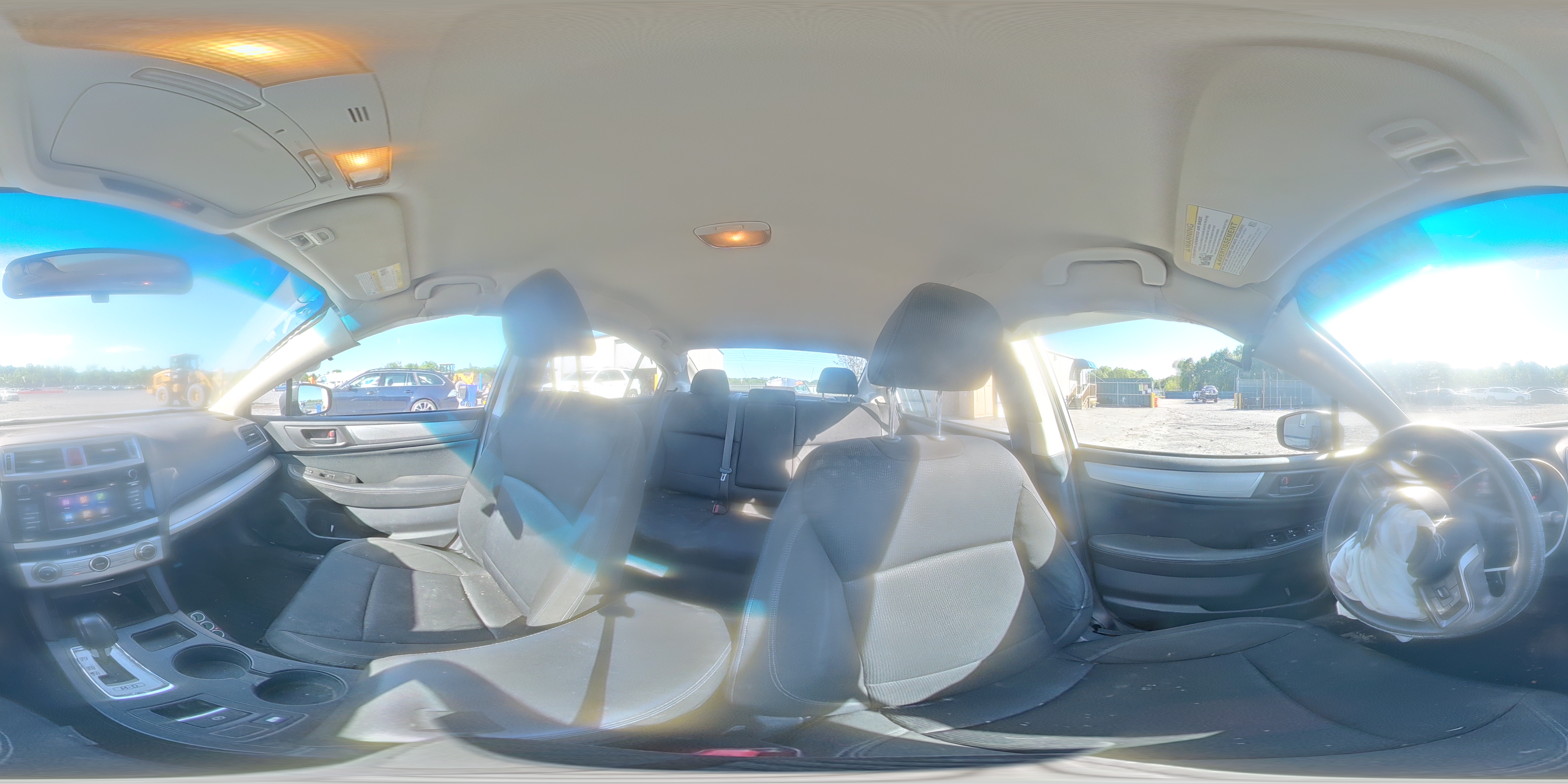 2018 Subaru Legacy 2.5i Серебряный vin: 4S3BNAB6XJ3039230