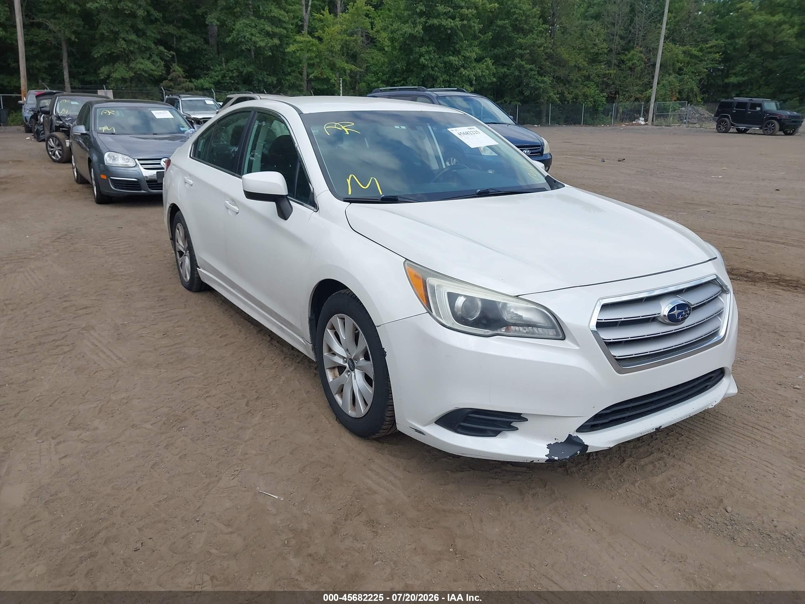 2015 Subaru Legacy 2.5i Premium White vin: 4S3BNAC60F3048086