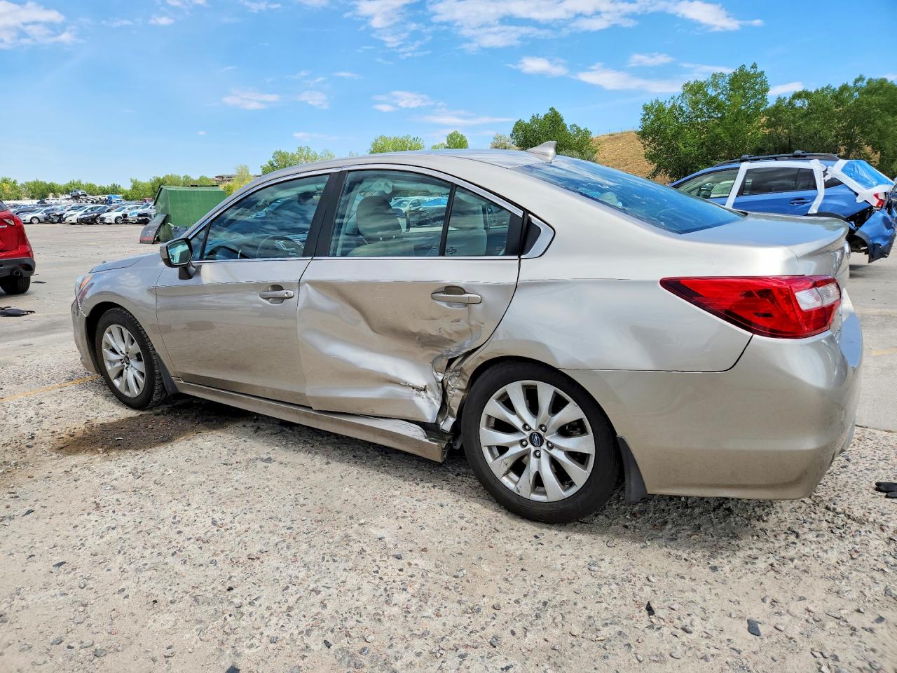2016 Subaru Legacy 2.5i Premium Tan vin: 4S3BNAC60G3028602