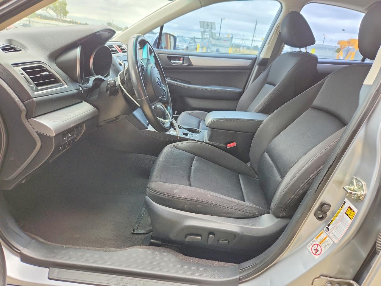 2015 Subaru Legacy 2.5i Premium Silver vin: 4S3BNAC61F3046279