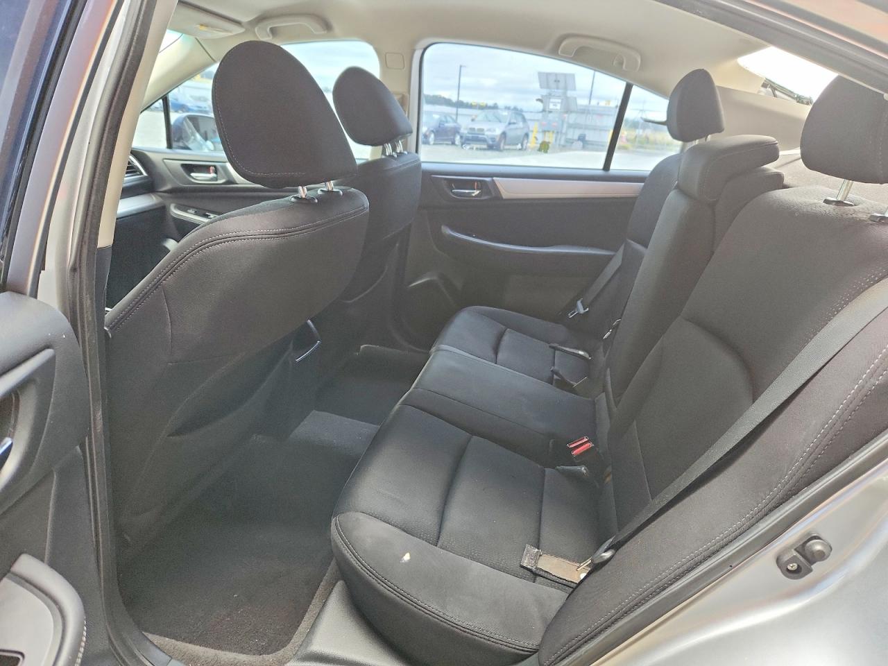 2015 Subaru Legacy 2.5i Premium Silver vin: 4S3BNAC61F3046279