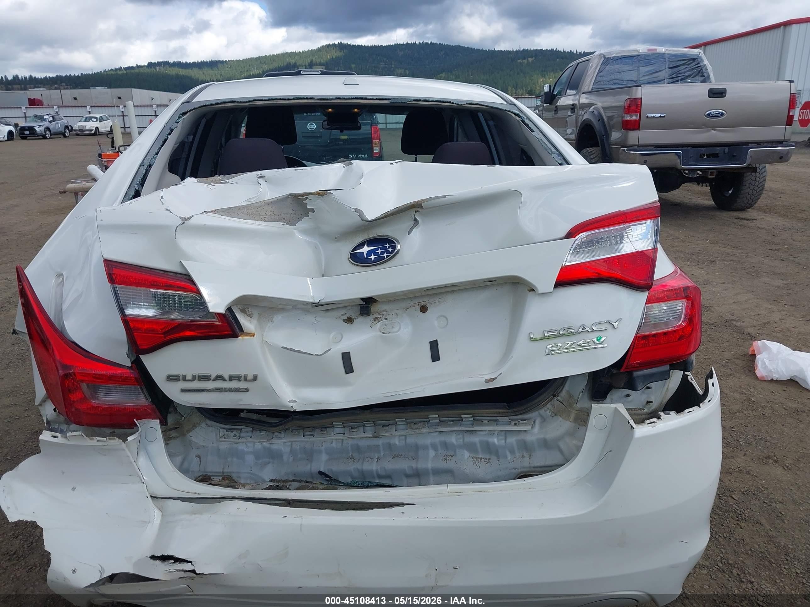 2015 Subaru Legacy 2.5i Premium White vin: 4S3BNAC61F3052275