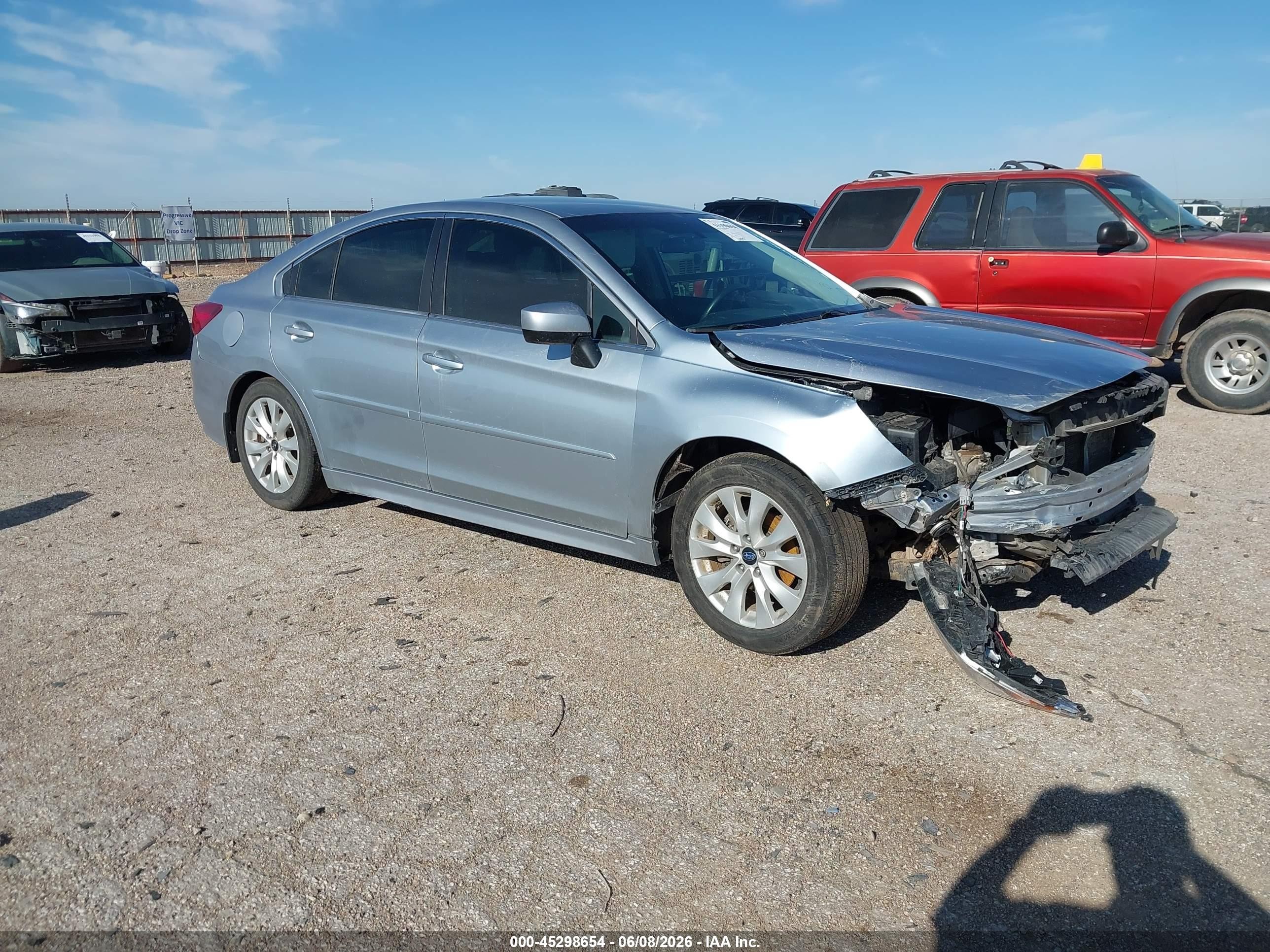 2015 Subaru Legacy 2.5i Premium Gray vin: 4S3BNAC62F3018510