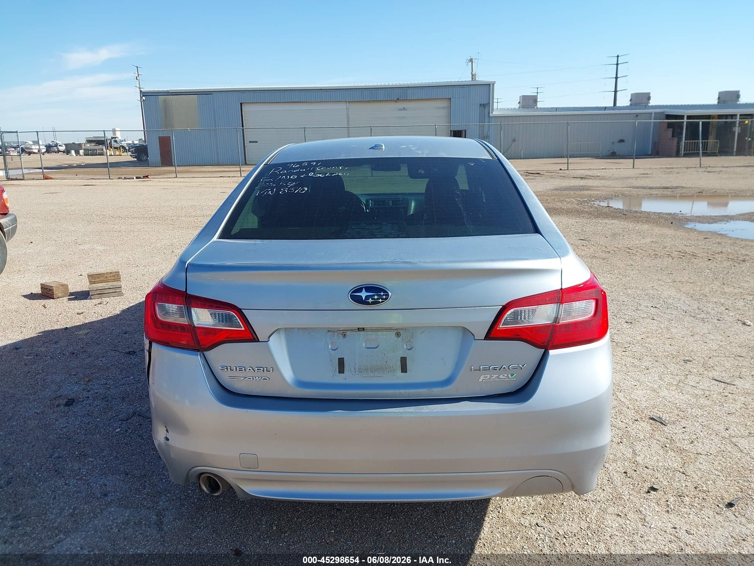 2015 Subaru Legacy 2.5i Premium Gray vin: 4S3BNAC62F3018510