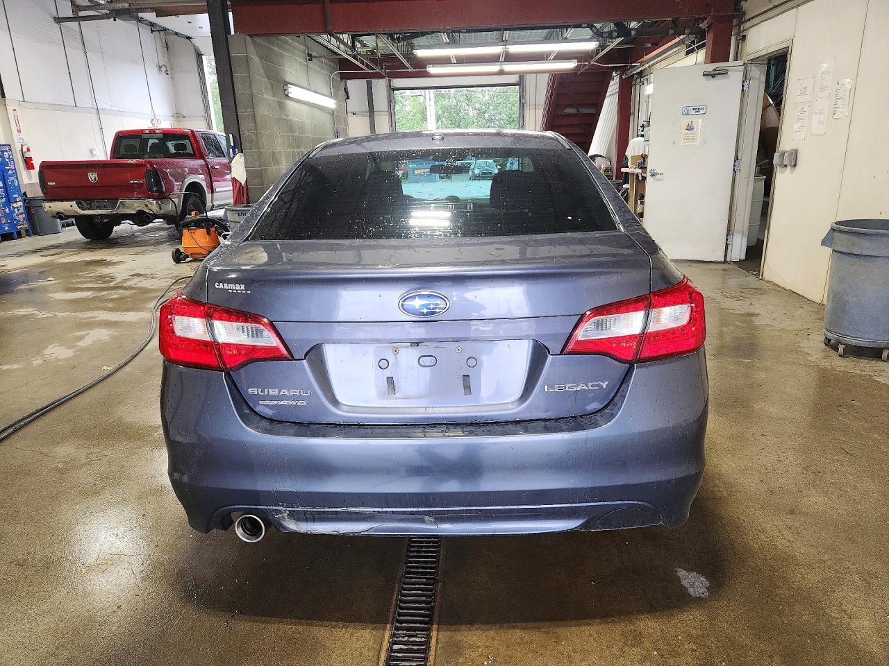 2015 Subaru Legacy 2.5i Premium Gray vin: 4S3BNAC62F3050728
