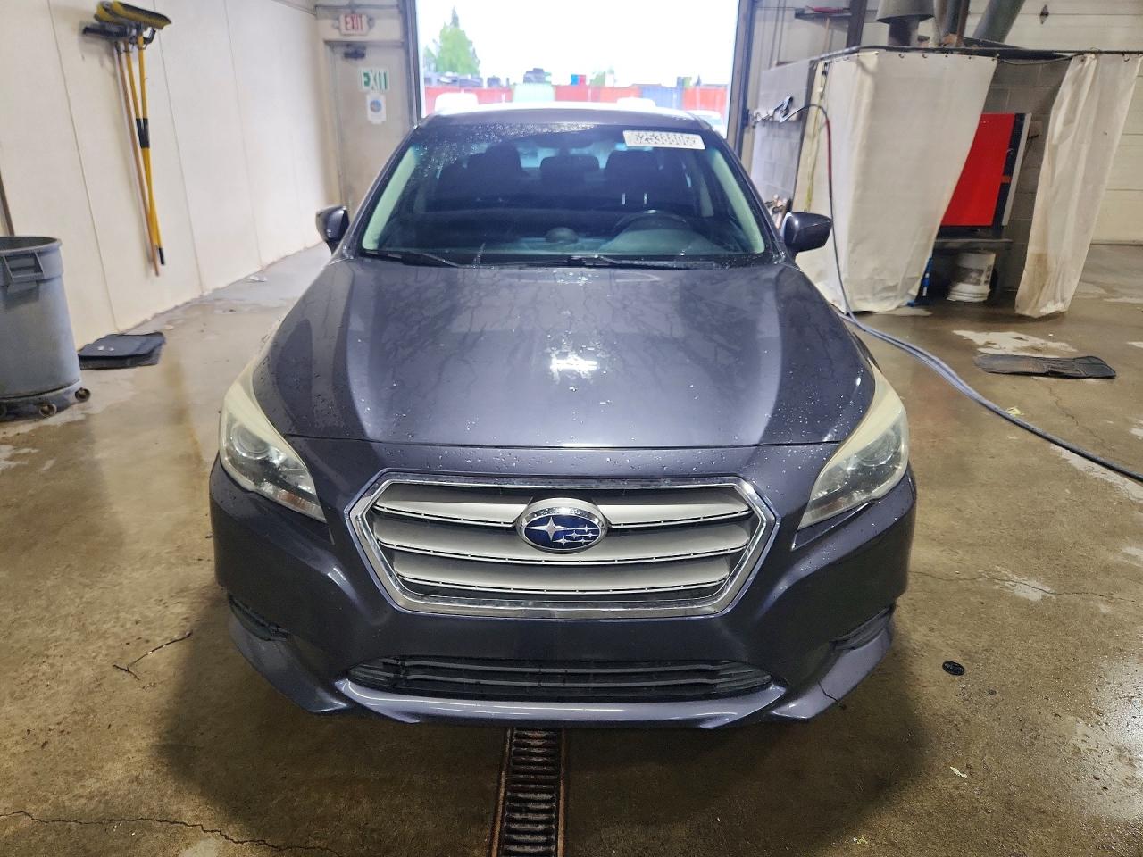 2015 Subaru Legacy 2.5i Premium Gray vin: 4S3BNAC62F3050728